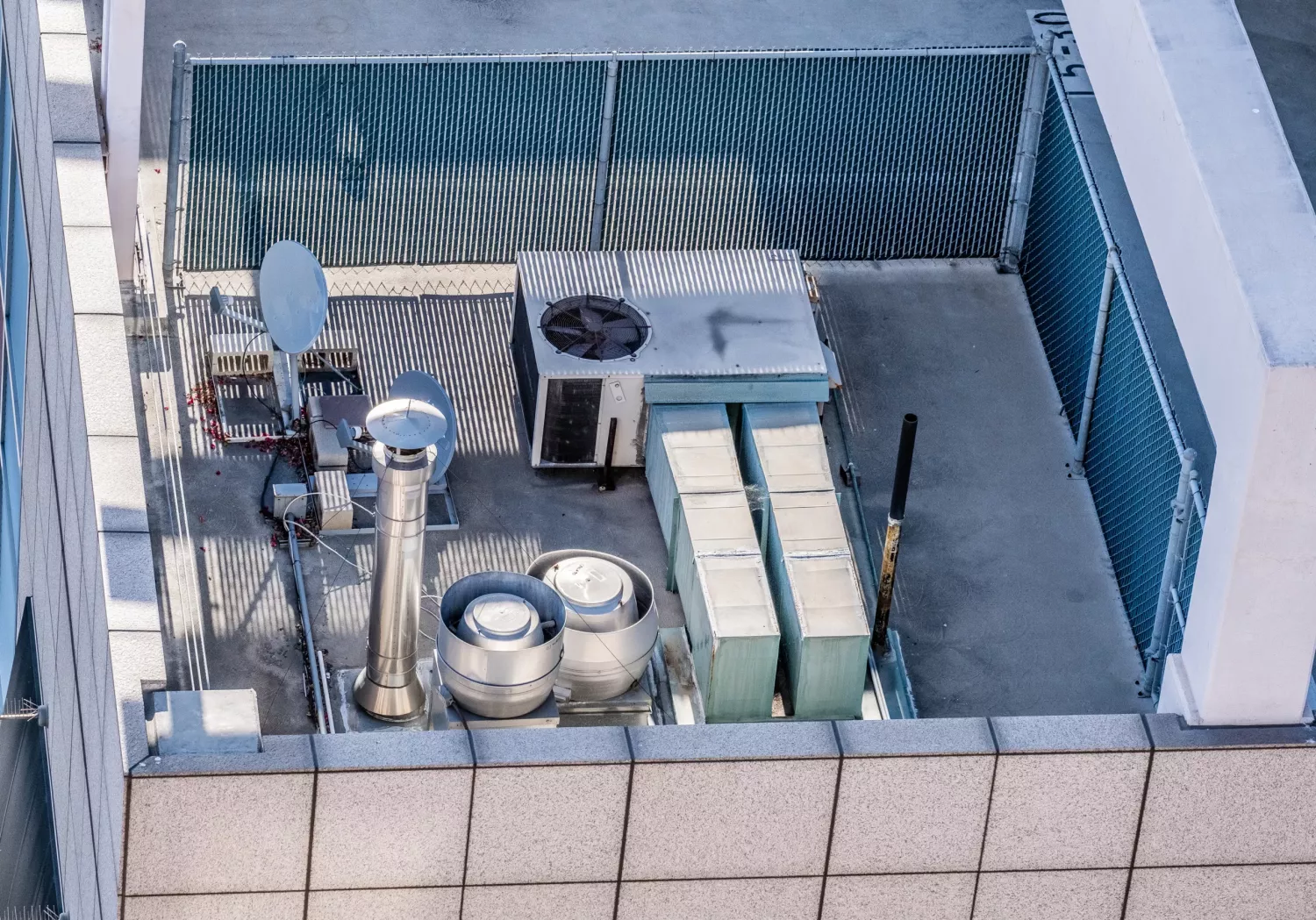 Industrial Air Conditioner on Commercial Roof